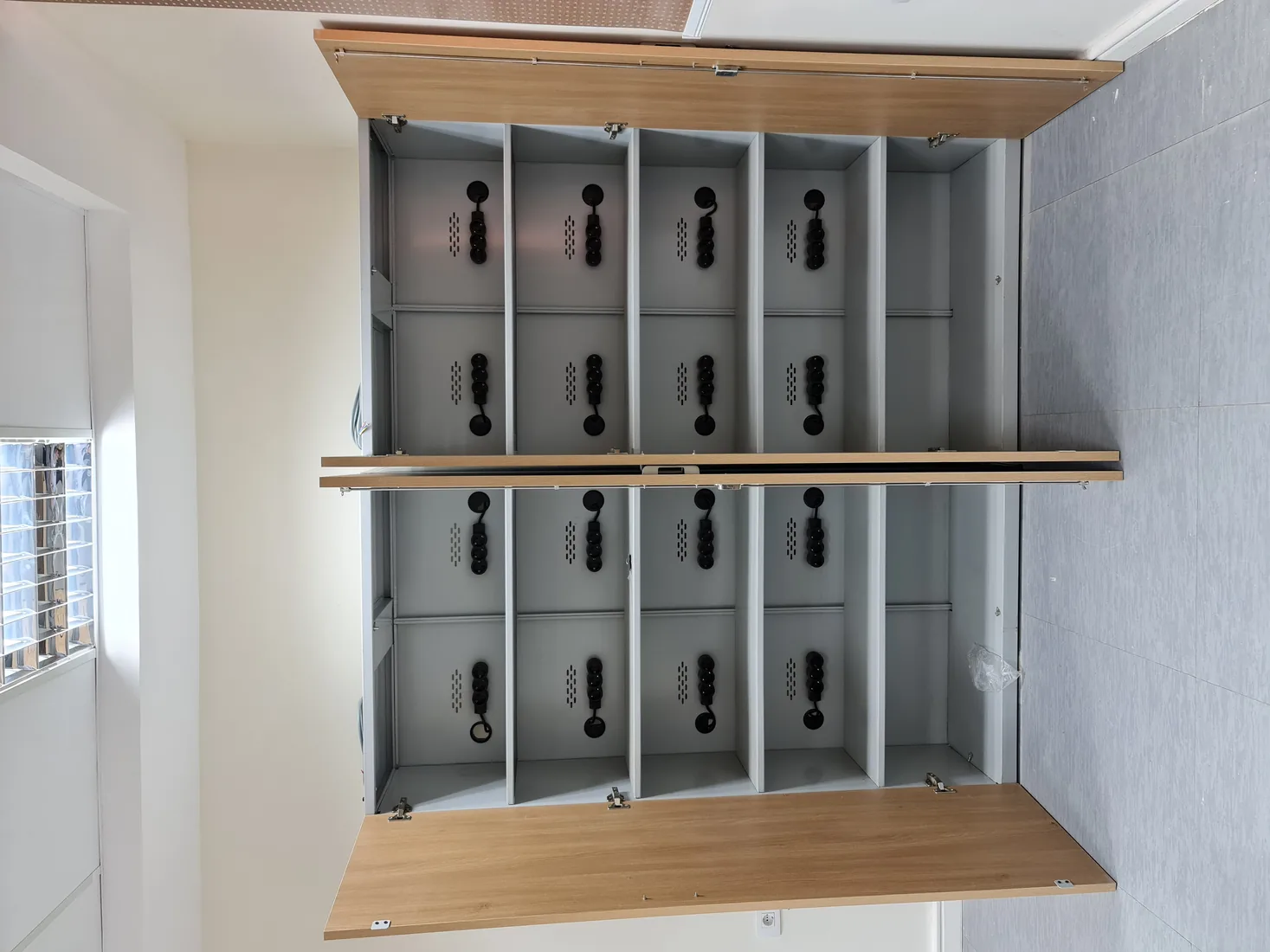 KIT office furniture project 19